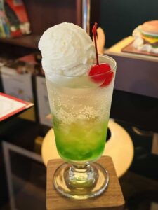 蜉蝣喫茶_費南雪